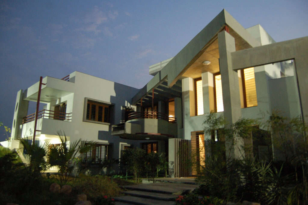 Residence at Greenwood with Green Architecture